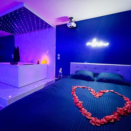 Spa Sous Les Etoiles - Cinema - Netflix - Parking - Gare أميا المظهر الخارجي الصورة