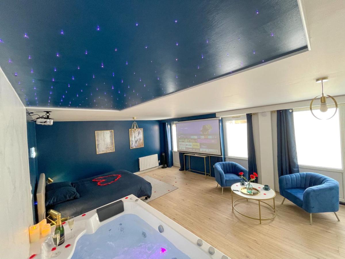 Spa Sous Les Etoiles - Cinema - Netflix - Parking - Gare أميا المظهر الخارجي الصورة